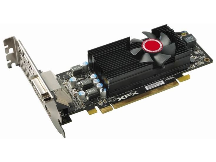 Одновременно представлены два варианта модели XFX RX 550 Core Edition