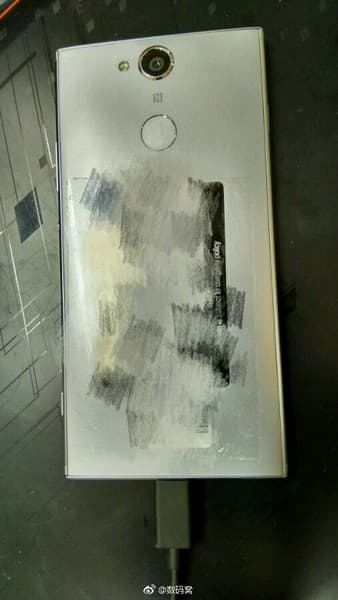 Новые смартфоны Sony засветились на снимках