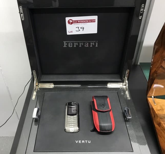 Историю Vertu можно окончательно завершить