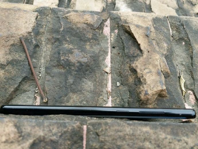 Samsung Galaxy Note8 позирует живьём