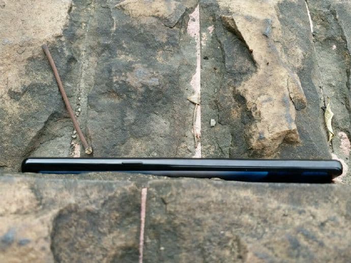 Samsung Galaxy Note8 позирует живьём