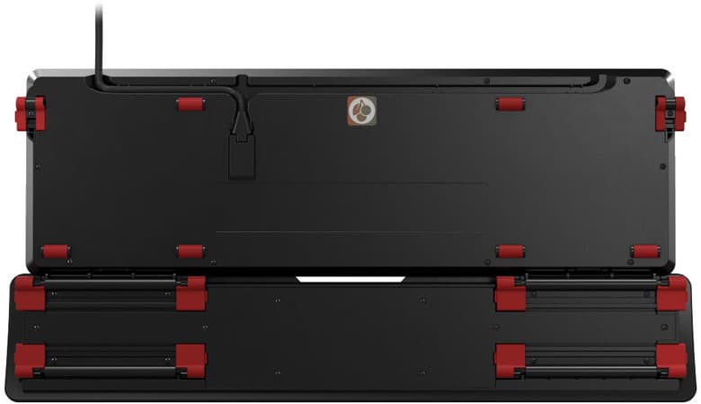 Надписи на клавишах клавиатуры Cherry MX Board 5.0 выполнены эксклюзивным шрифтом