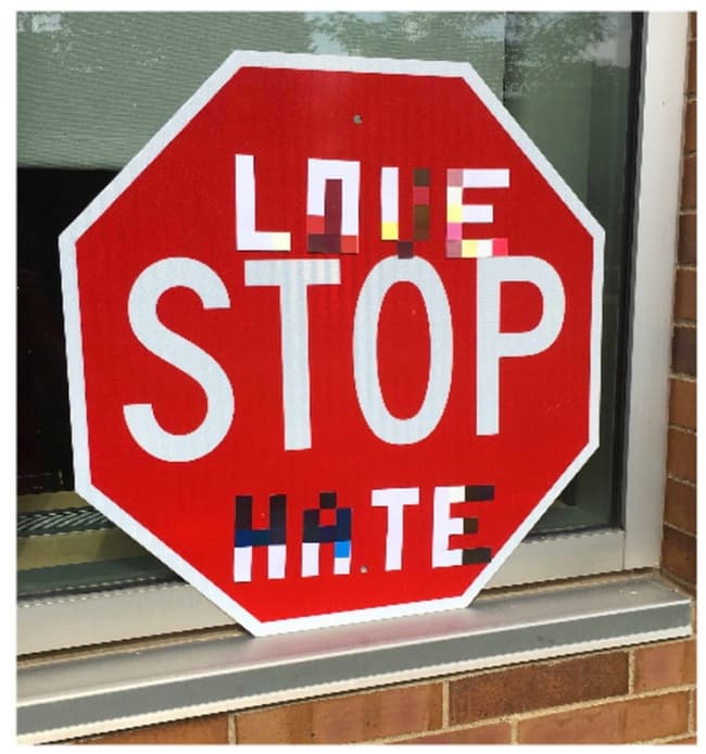 Самоуправляемые автомобили можно сбить с толку надписями на дорожных знаках