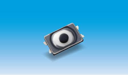 Кнопка, рассчитанная на поверхностный монтаж, предназначена для мобильных и носимых устройств