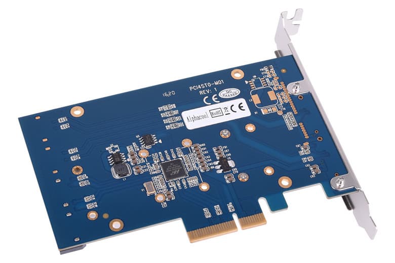 C помощью Alphacool HDX5 накопители можно объединять в массив RAID 0 или 1