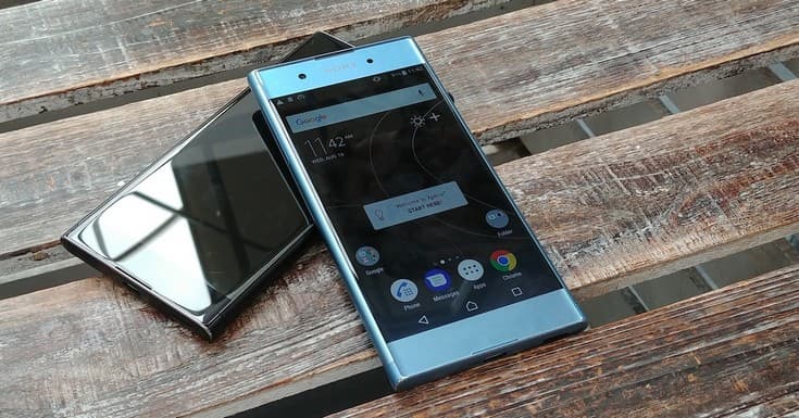 Sony Xperia XA1 Plus весит почти 200 г