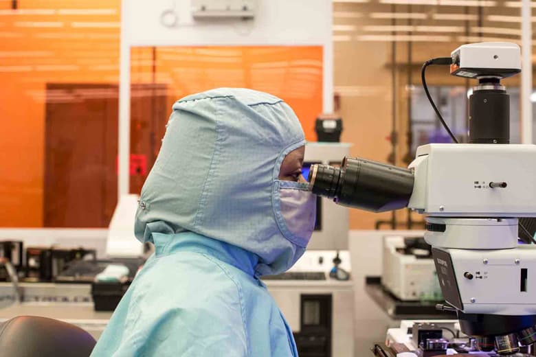 Использование в устройствах Apple существенно увеличило спрос на VCSEL