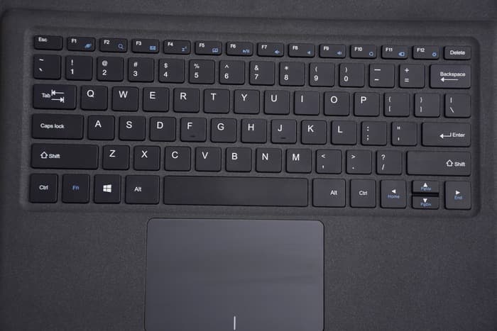 Ноутбук-трансформер Chuwi CoreBook успешно профинансирован и выйдет в марте 2018