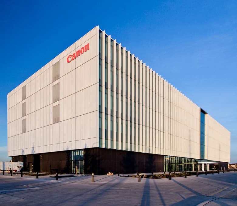 Доход за год вырос на 15,4%, операционная прибыль — на 40,4%