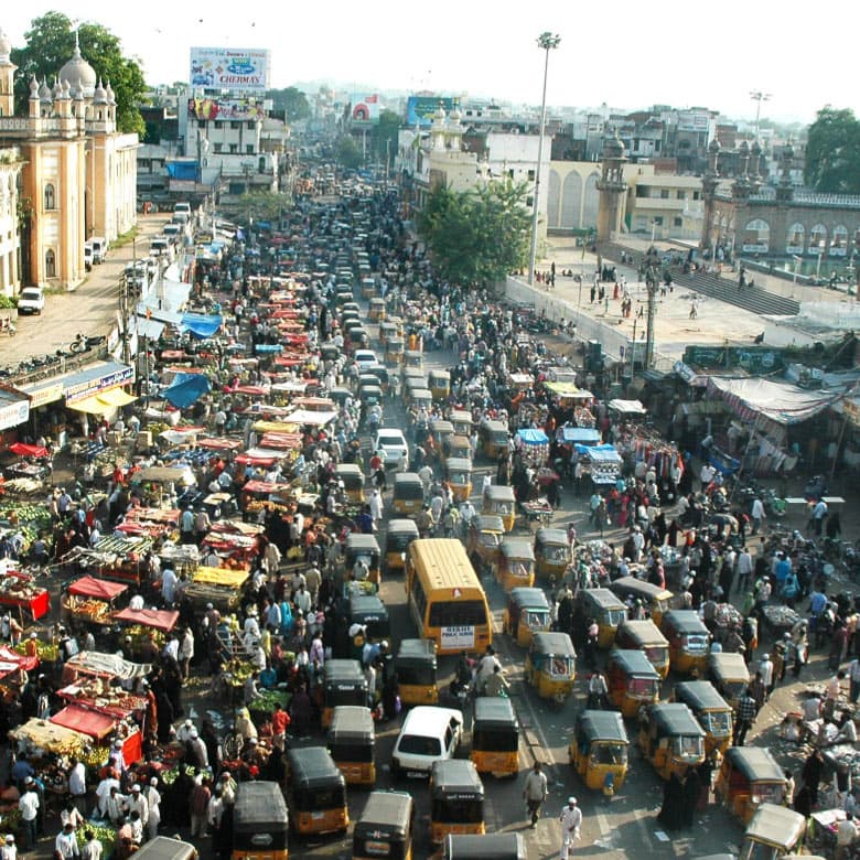 Руководство страны объясняет это желанием сохранить рабочие места