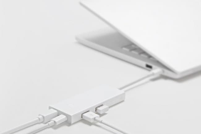 Xiaomi выпустила адаптер с разъемами Mini DisplayPort, USB-C и двумя USB-A
