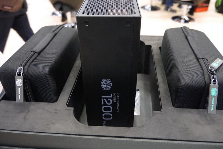 Блок питания Masterwatt Maker 1200 MIJ