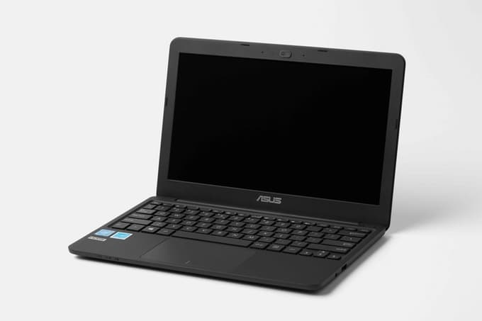 Одна заглушка Spyslide стоит 9 евро