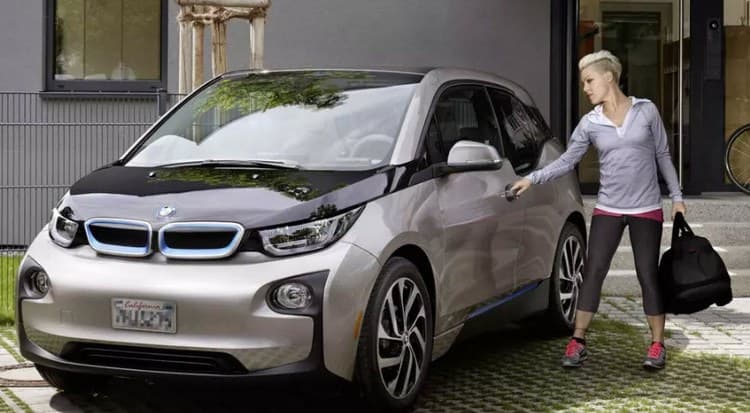 BMW отзывает все автомобили BMW i3 и временно прекращает продажи модели