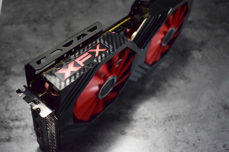 3D-карты XFX Radeon RX Vega Double Edition работают на референсных частотах