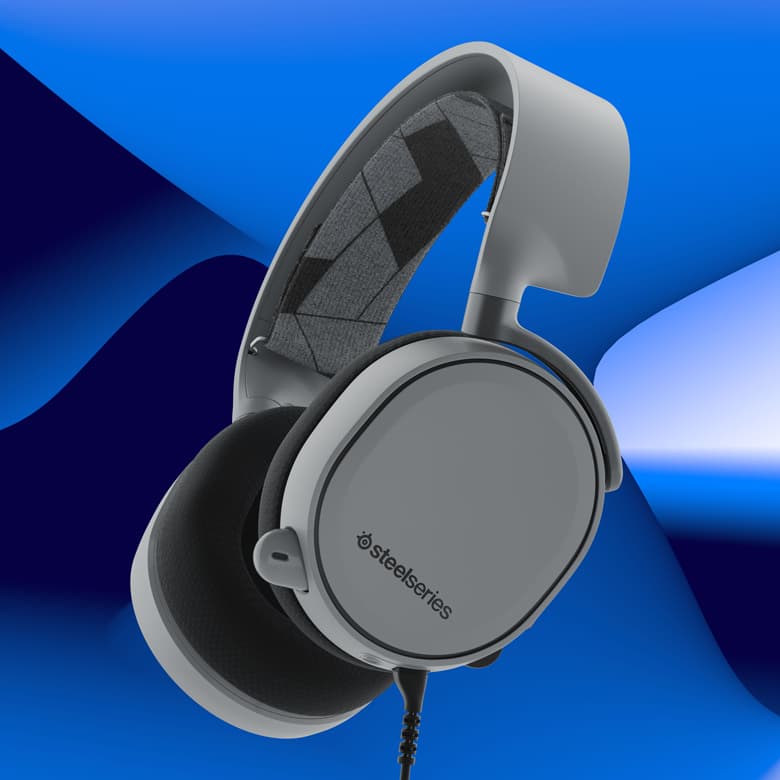 На российском рынке новые варианты Arctis 3 появятся 1 ноября