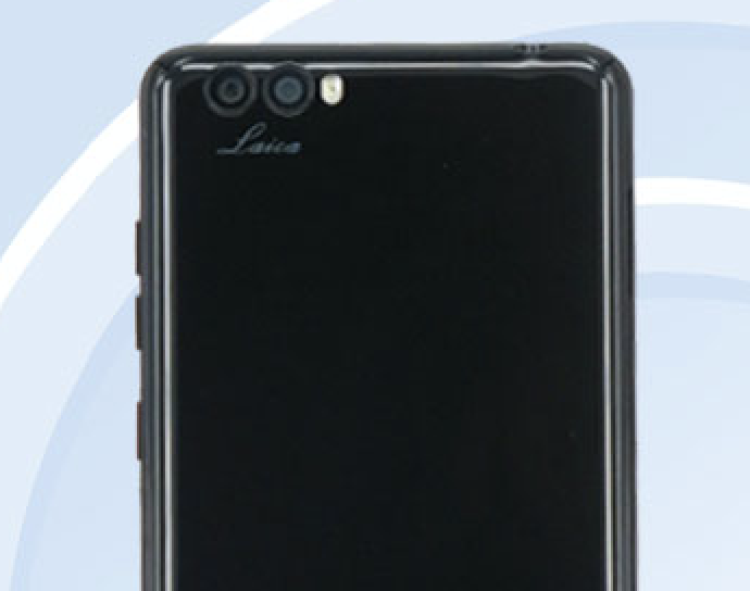 Смартфон Leica является вовсе не тем, чем хочет казаться