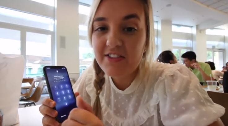 Сотрудник Apple, дочь которого опубликовала новый видеоролик с iPhone X, лишился работы