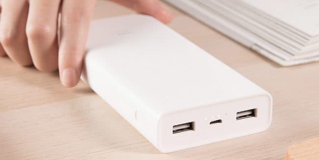 Портативный аккумулятор Xiaomi Mi Power 2C емкостью 20000 мА•ч поддерживает двухстороннюю быструю зарядку QC 3.0 