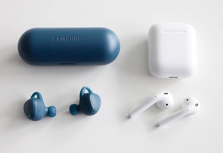 В США с начала года продали почти миллион полностью беспроводных наушников
