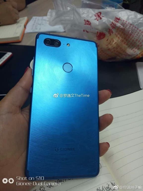 Опубликованы «живые» фотографии смартфона Gionee M7