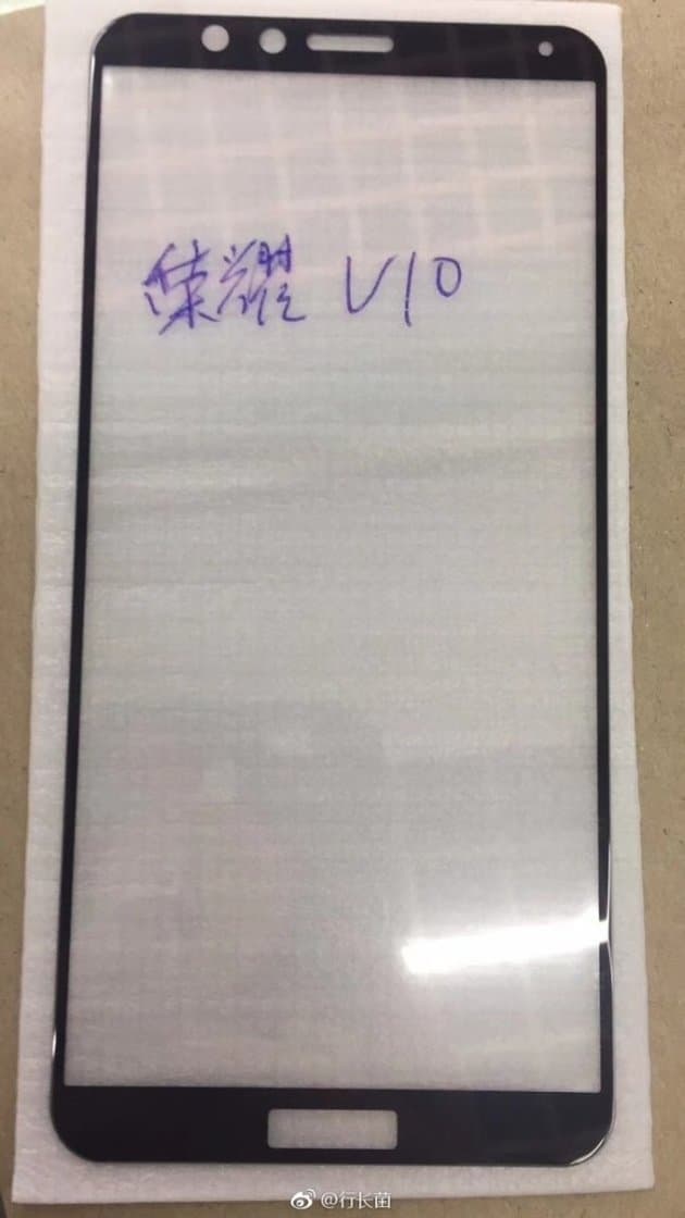 Опубликована фотография фронтальной панели Huawei Honor V10