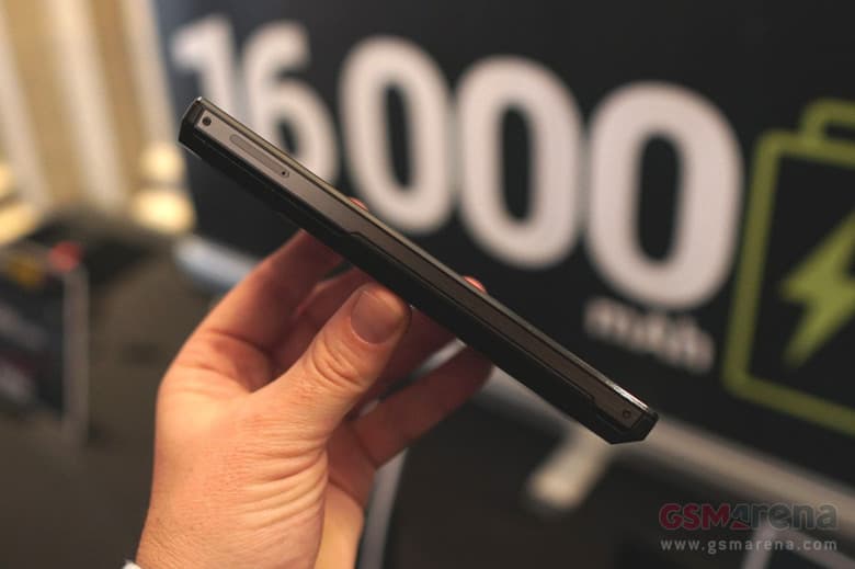 На MWC 2018 показан лишь прототип устройства