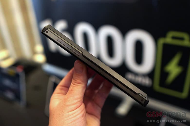 На MWC 2018 показан лишь прототип устройства