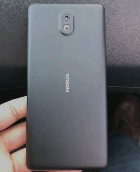 Опубликованы фотографии смартфона Nokia 1