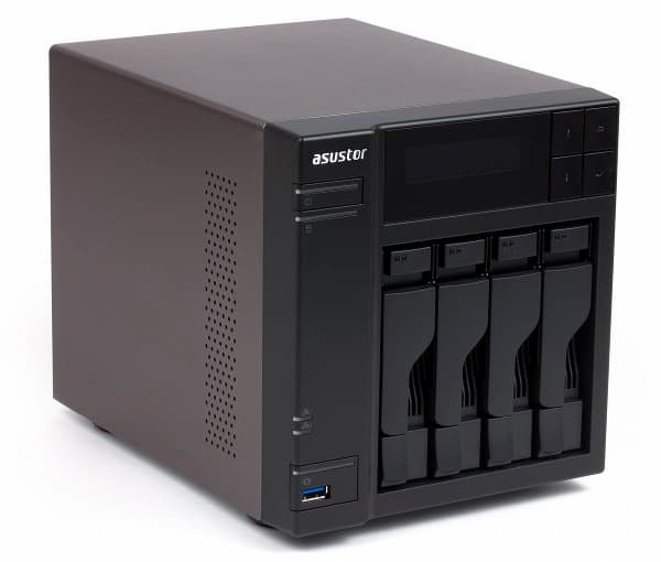 Внешний вид Asustor AS-604T