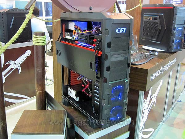 5-дисковое DAS-хранилище CFI-B8253JDGG