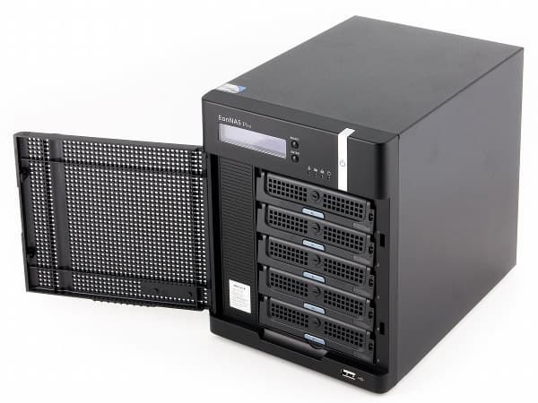 Внешний вид EonNAS Pro 500