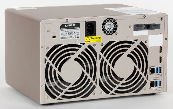 Внешний вид QNAP TVS-863+