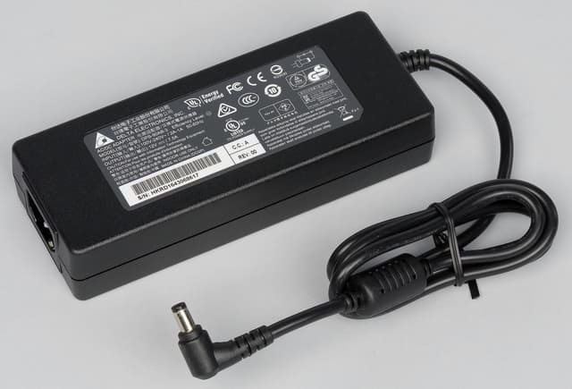 Блок питания QNAP D4