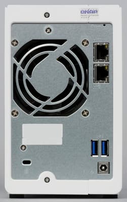 Внешний вид QNAP D2
