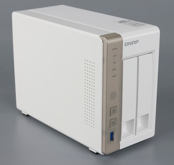 Внешний вид QNAP TS-251