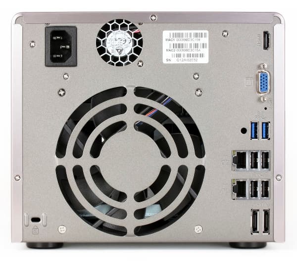 Внешний вид QNAP TS-569L