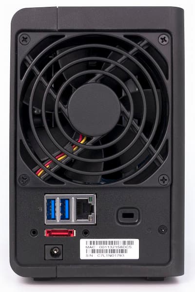 Внешний вид Synology DS213+ Внешний вид Synology DS213+