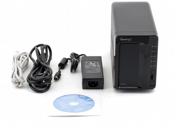 Комплект поставки Synology DS710+
