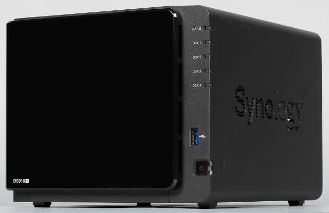 Сетевой накопитель Synology DS916+