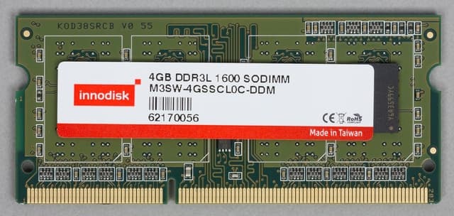 Конструкция сетевого накопителя Thecus W2810Pro