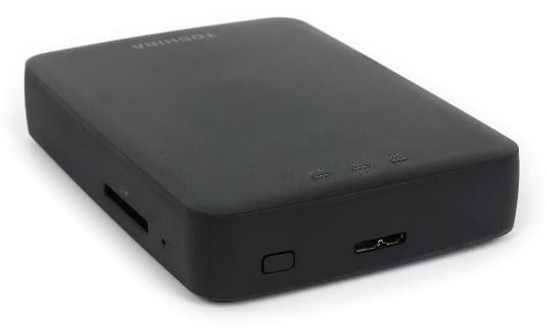 Внешний вид Toshiba Canvio AeroCast