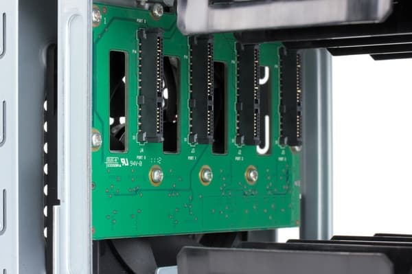 Конструкция WD My Cloud EX4