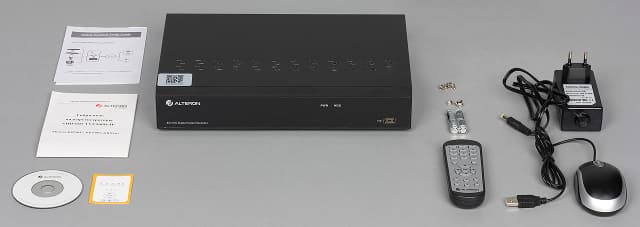 Комплект поставки видеорегистратора Alteron KRN087