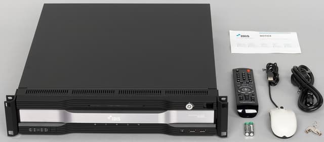 Комплект поставки видеорегистратора Idis DR-8364