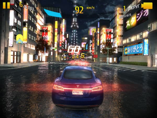 Asphalt 8 на iPad 4