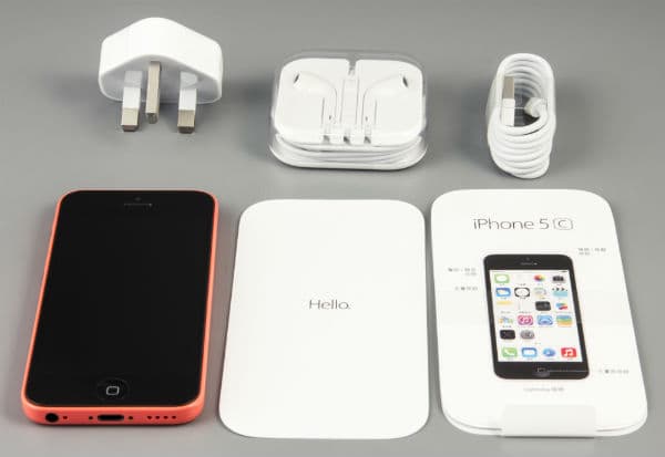 Комплектация iPhone 5c
