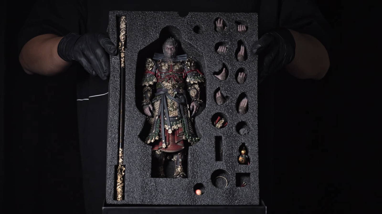 Great Sage's Remains figure details