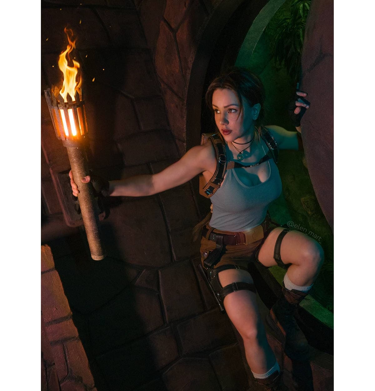 Lara Croft cosplay by Elen Mart, photographed by Kir Abakumov