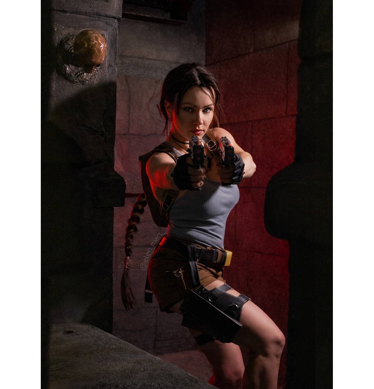 Lara Croft cosplay by Elen Mart, photographed by Kir Abakumov